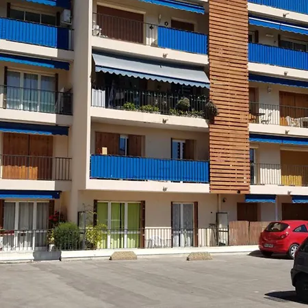 Proche De Pres Du Centre De Golfe Juan Coin Calme 公寓
