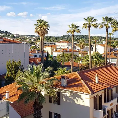 Golfe Juan Garage Proche Appartement Vallauris