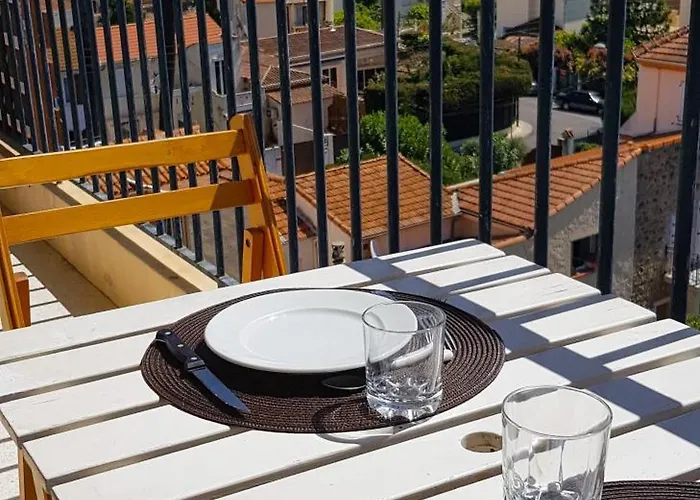 Golfe Juan Garage Proche فالوريس
